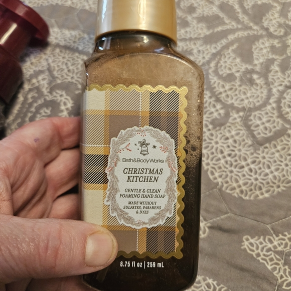 Bath & Body Works Hand Soap Trio - Red, Gold, Blue - Picture 4 of 7